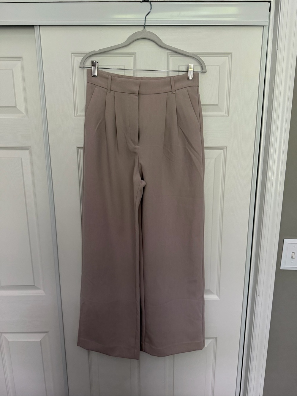 Abercrombie trouser pants tan size 29